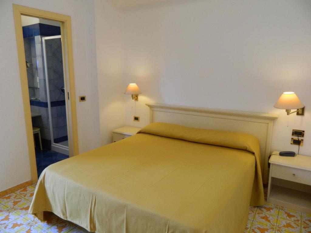 Hotel Hermosa Ísquia